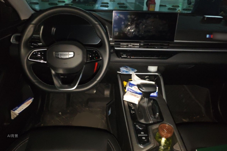 GEELY Emgrand 2024 car image #11