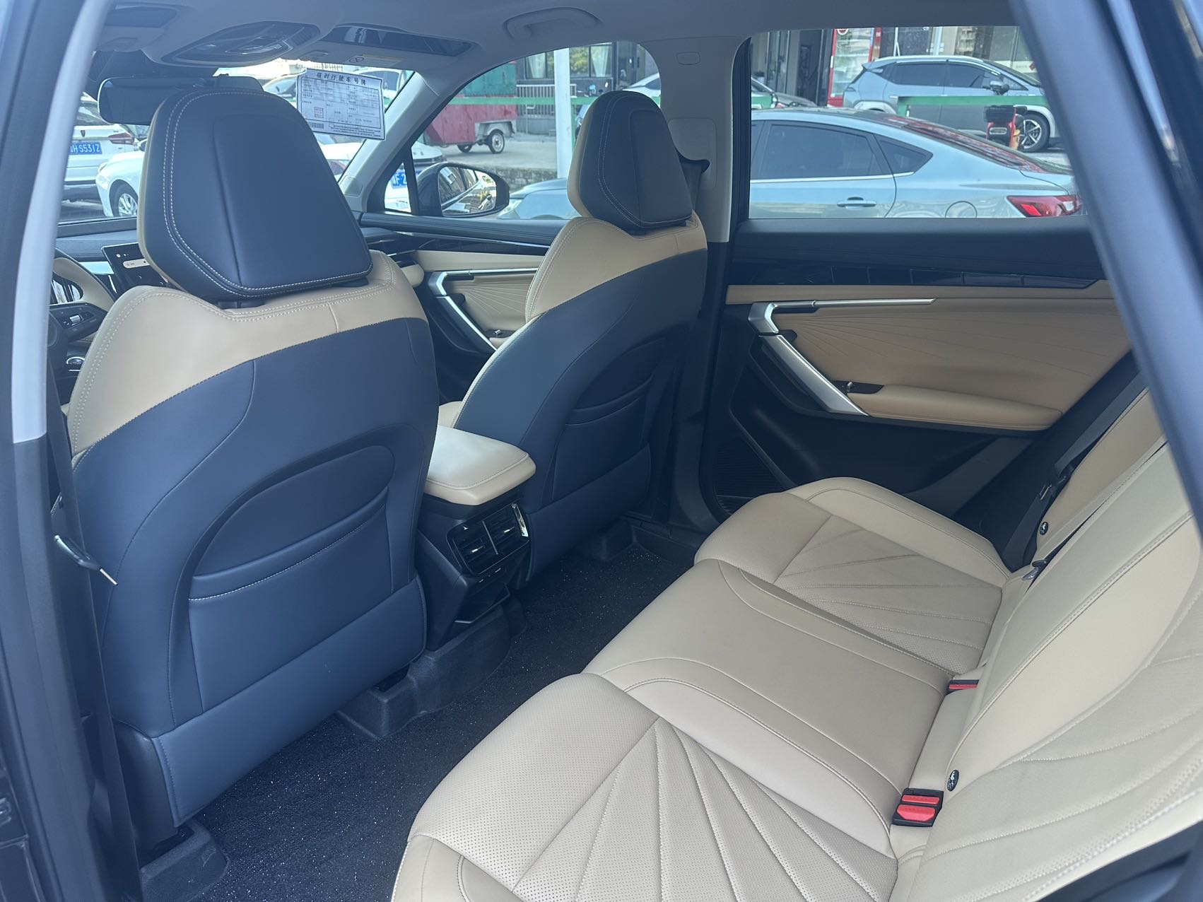 GEELY Boyue L 2023 #6 GEELY Boyue L 2023 изображение автомобиля #6
