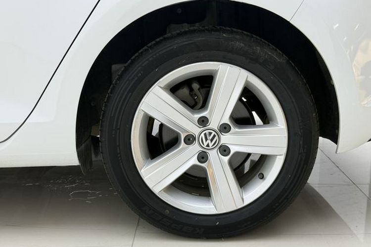 Volkswagen Golf 2017 #12 Volkswagen Golf 2017 car image #12