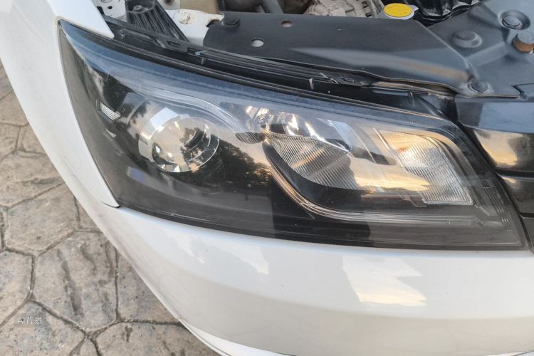 GEELY Emgrand 2016 car image #8