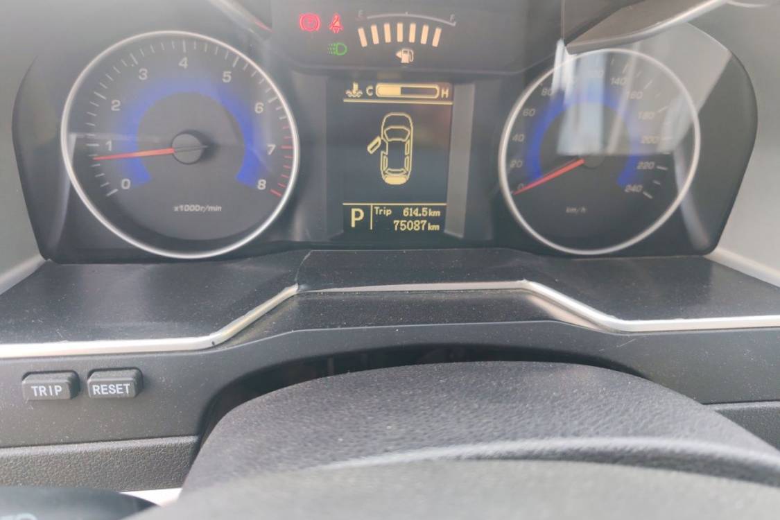 GEELY Emgrand 2015 #25 GEELY Emgrand 2015 image de voiture #25