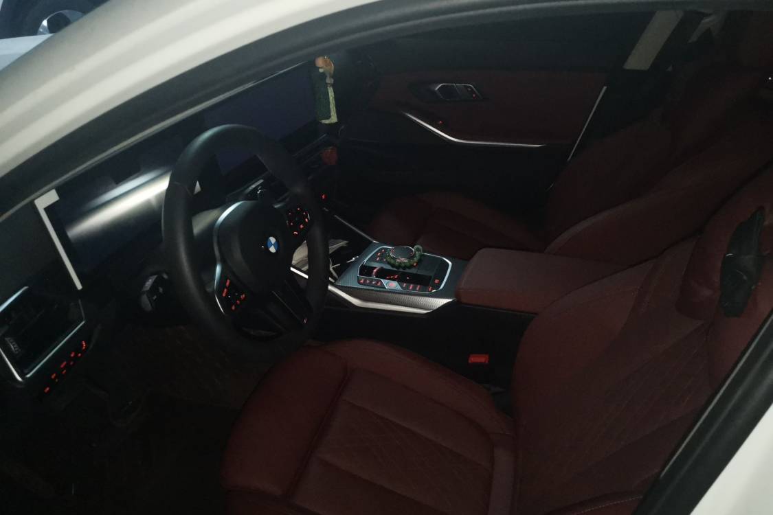 BMW 3 Series 2023 #18 BMW 3 Series 2023 car image #18