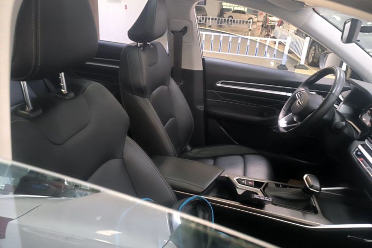 GEELY Emgrand 2022 #21 GEELY Emgrand 2022 car image #21