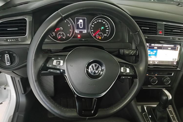 Volkswagen Golf 2019 #11 Volkswagen Golf 2019 car image #11