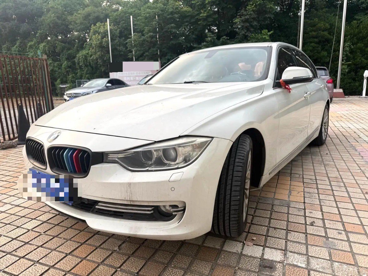 BMW 3 Series 2013 car image 