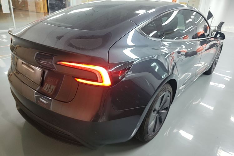 Tesla Model 3 2025 #5 Tesla Model 3 2025 car image #5