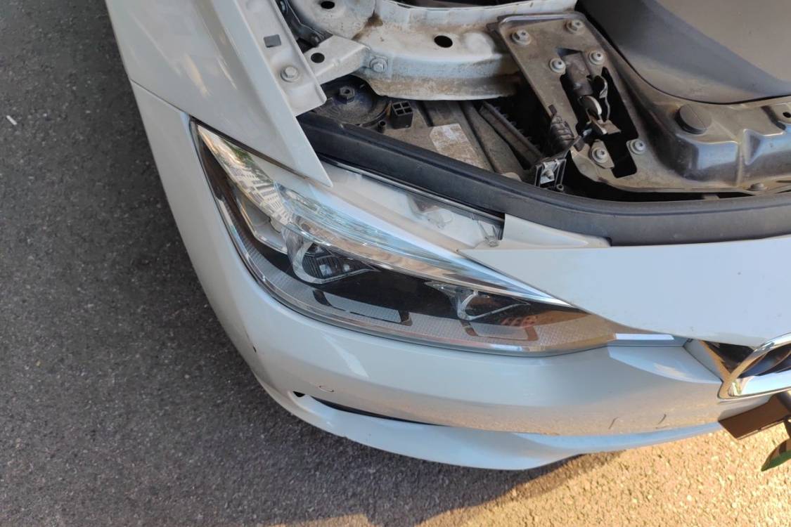 BMW 3 Series 2017 #7 BMW 3 Series 2017 car image #7