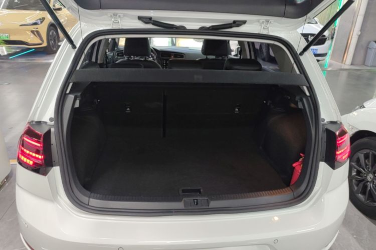 Volkswagen Golf 2019 #19 Volkswagen Golf 2019 car image #19