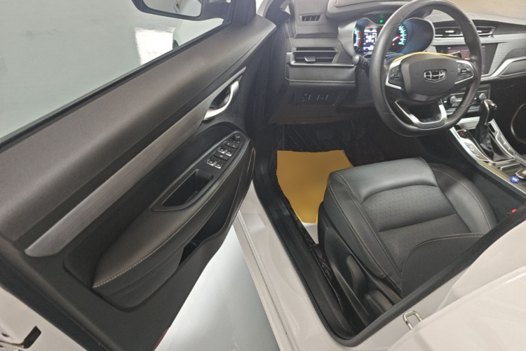 GEELY Emgrand 2021 #16 GEELY Emgrand 2021 car image #16