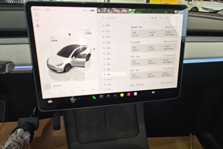 Tesla Model Y 2024 #17 Tesla Model Y 2024 immagine di auto #17
