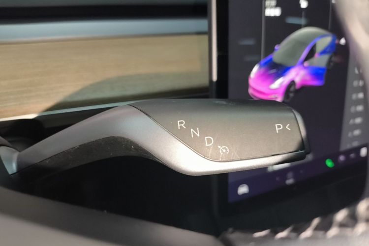 Tesla Model 3 2021 #14 Tesla Model 3 2021 car image #14