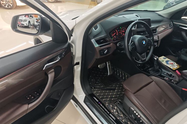 BMW X1 2018 #12 BMW X1 2018 car image #12