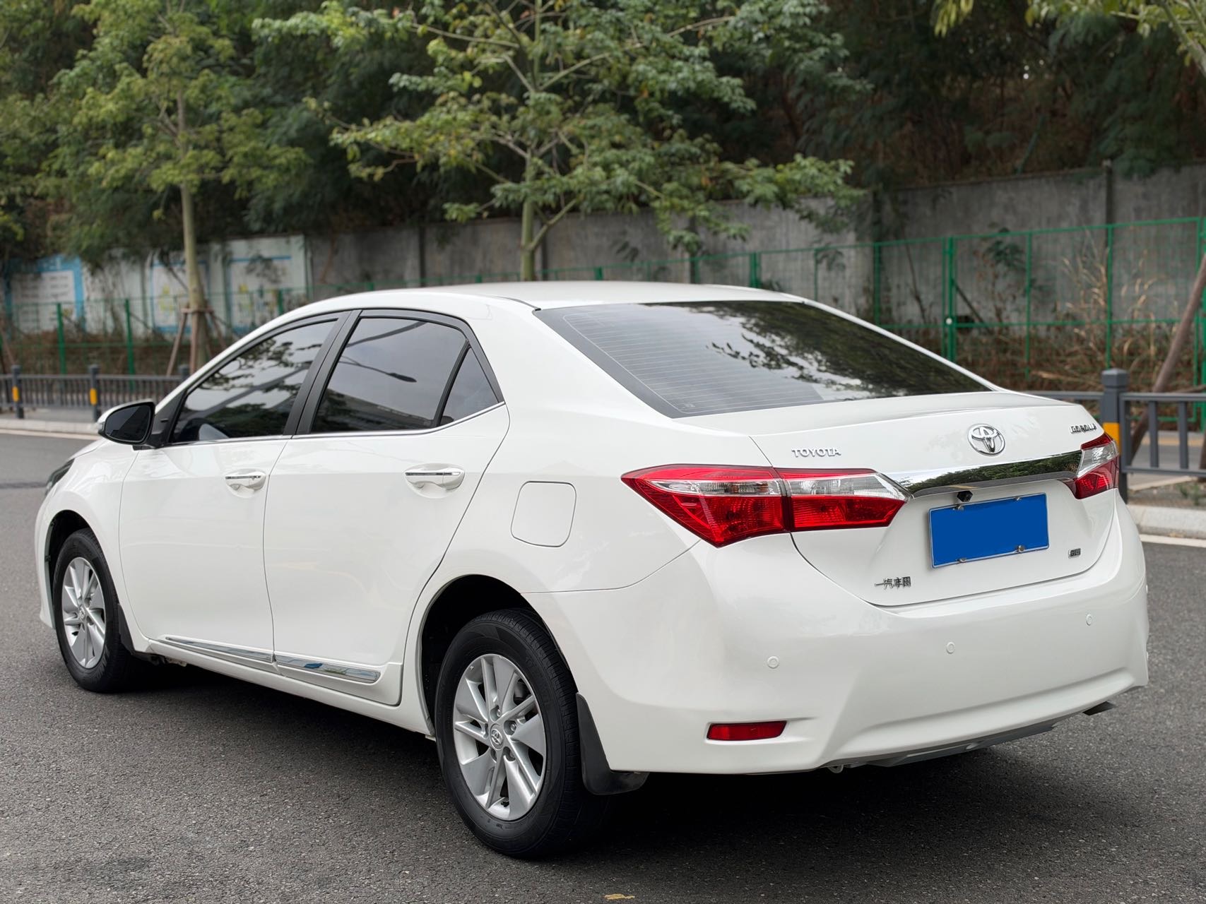 Toyota Corolla 2016 immagine di auto #9