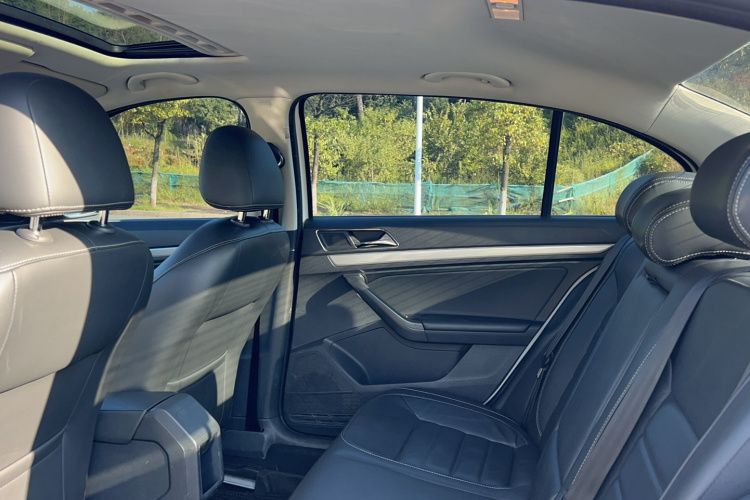 Volkswagen Lavida 2018 #22 Volkswagen Lavida 2018 car image #22