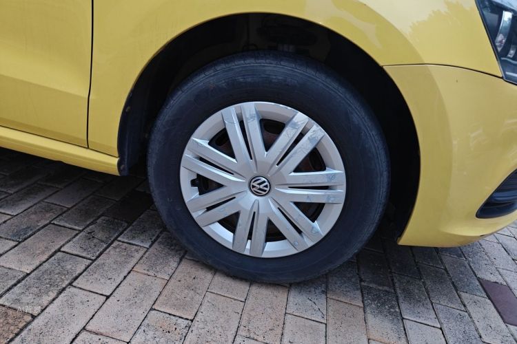 Volkswagen Polo 2015 #9 Volkswagen Polo 2015 car image #9