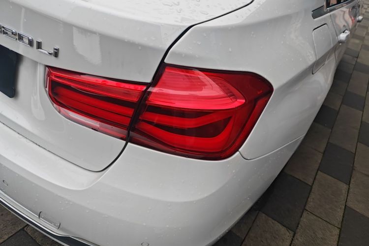 BMW 3 Series 2019 #8 BMW 3 Series 2019 car image #8