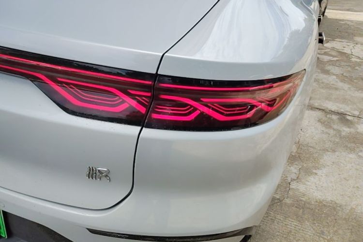 BYD Han 2024 #8 BYD Han 2024 car image #8