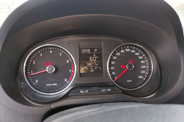 Volkswagen Polo 2016 #12 Volkswagen Polo 2016 car image #12