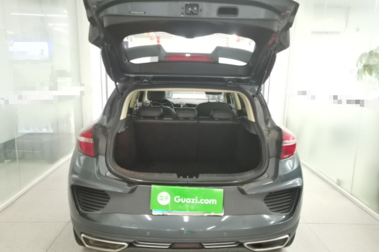 GEELY Emgrand GS 2018 car image #19
