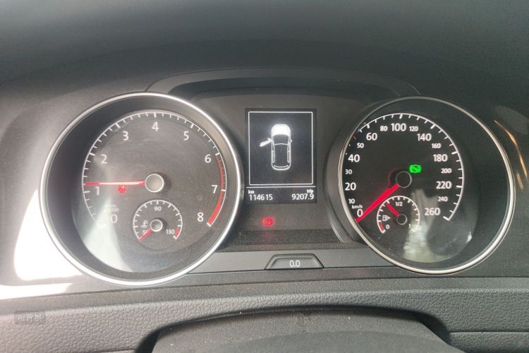 Volkswagen Golf 2018 car image #13