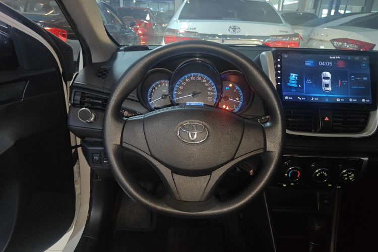 Toyota Vios 2018 car image #11