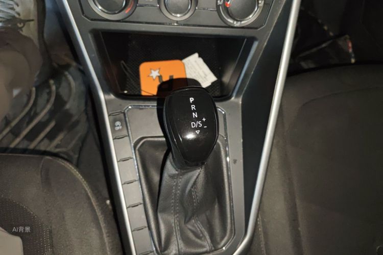 Volkswagen Polo 2023 car image #16