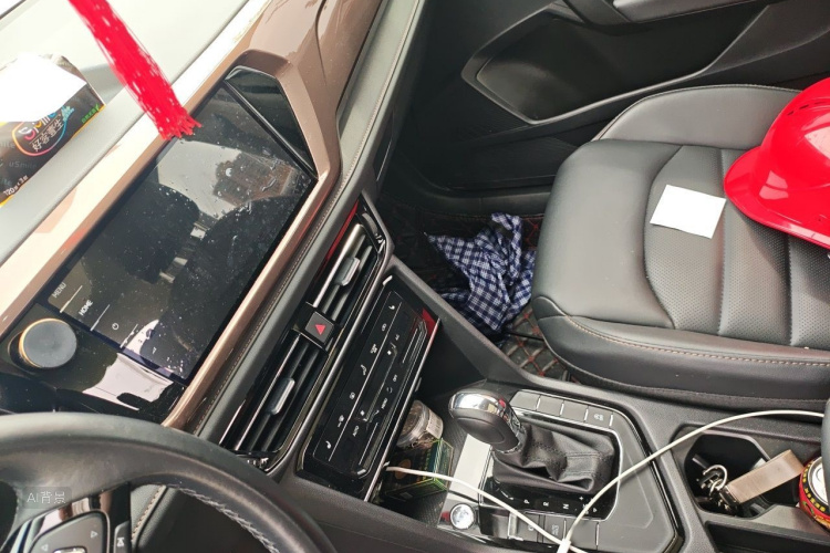 Volkswagen Tharu 2023 car image #11