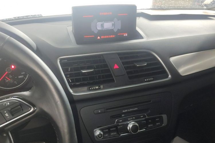 Audi Q3 2015 #13 Audi Q3 2015 immagine di auto #13