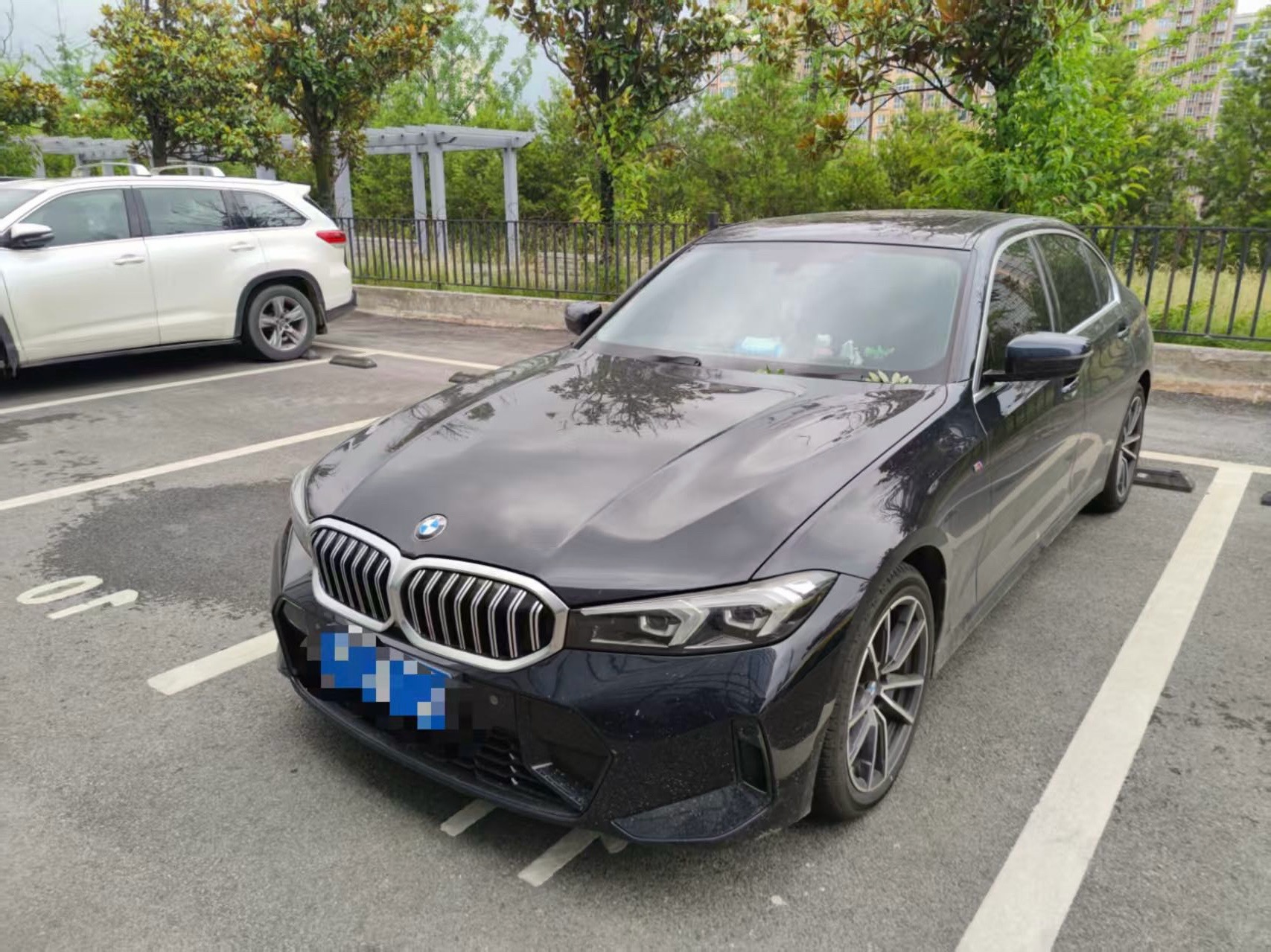 BMW 3 Series 2023 car image 