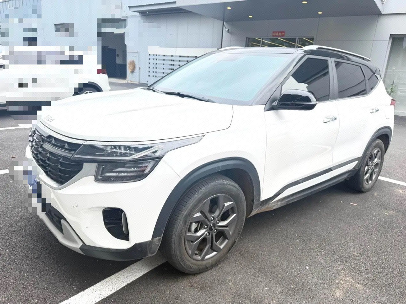 Kia Seltos 2023 car image 