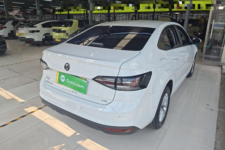 Volkswagen Lavida 2025 car image #7