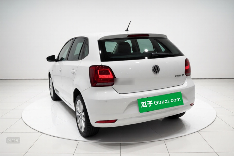 Volkswagen Polo 2015 #5 Volkswagen Polo 2015 car image #5