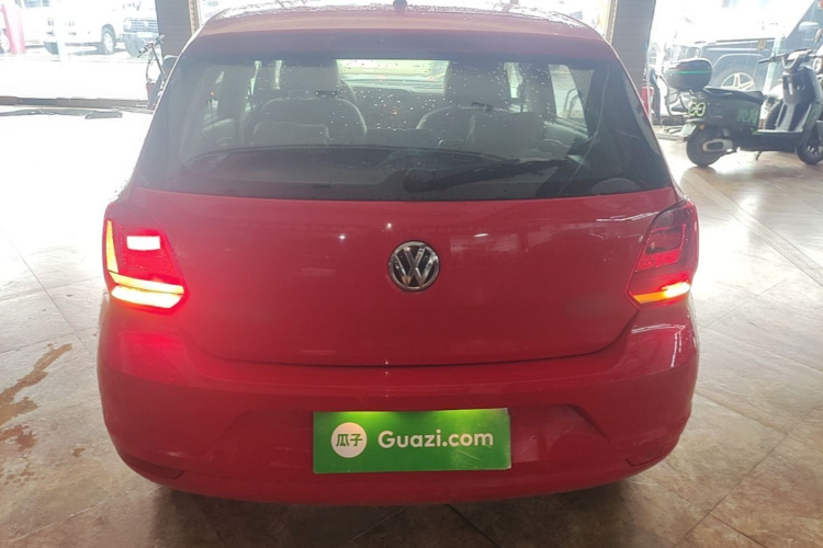 Volkswagen Polo 2015 #6 Volkswagen Polo 2015 car image #6