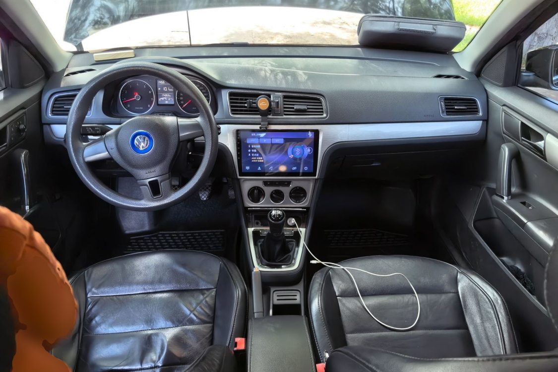 Volkswagen Lavida 2014 car image #23