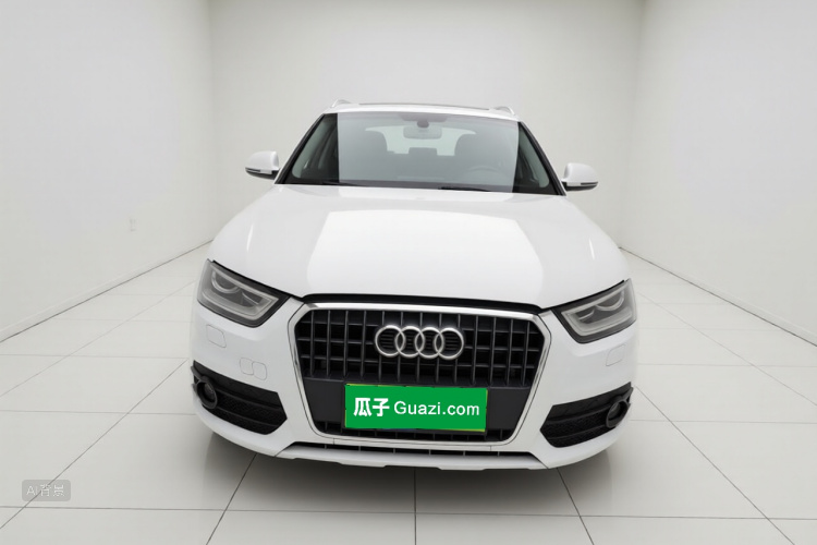 Audi Q3 2015 car image #3