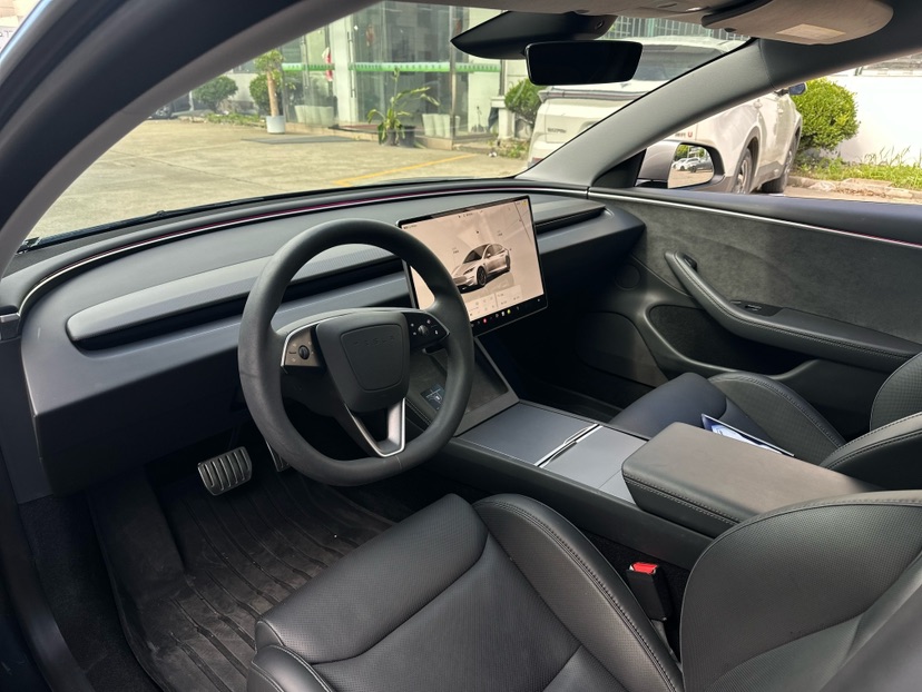 Tesla Model 3 2024 #4 Tesla Model 3 2024 car image #4