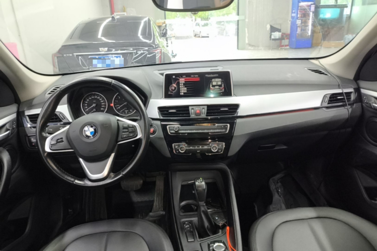 BMW X1 2017 #10 BMW X1 2017 car image #10