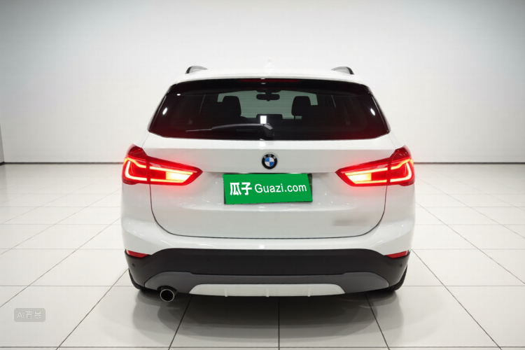 BMW X1 2018 #4 BMW X1 2018 car image #4