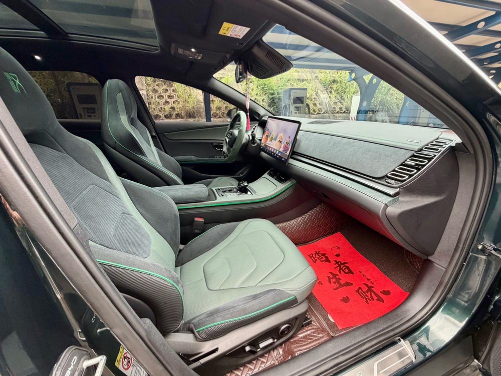 BYD Han 2023 car image #13
