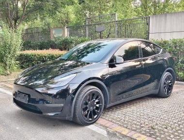 Tesla Model Y 2023 Tesla Model Y 2023 immagine di auto