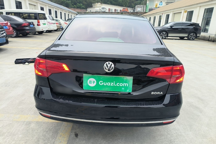 Volkswagen Bora 2018 imagen de coche #6
