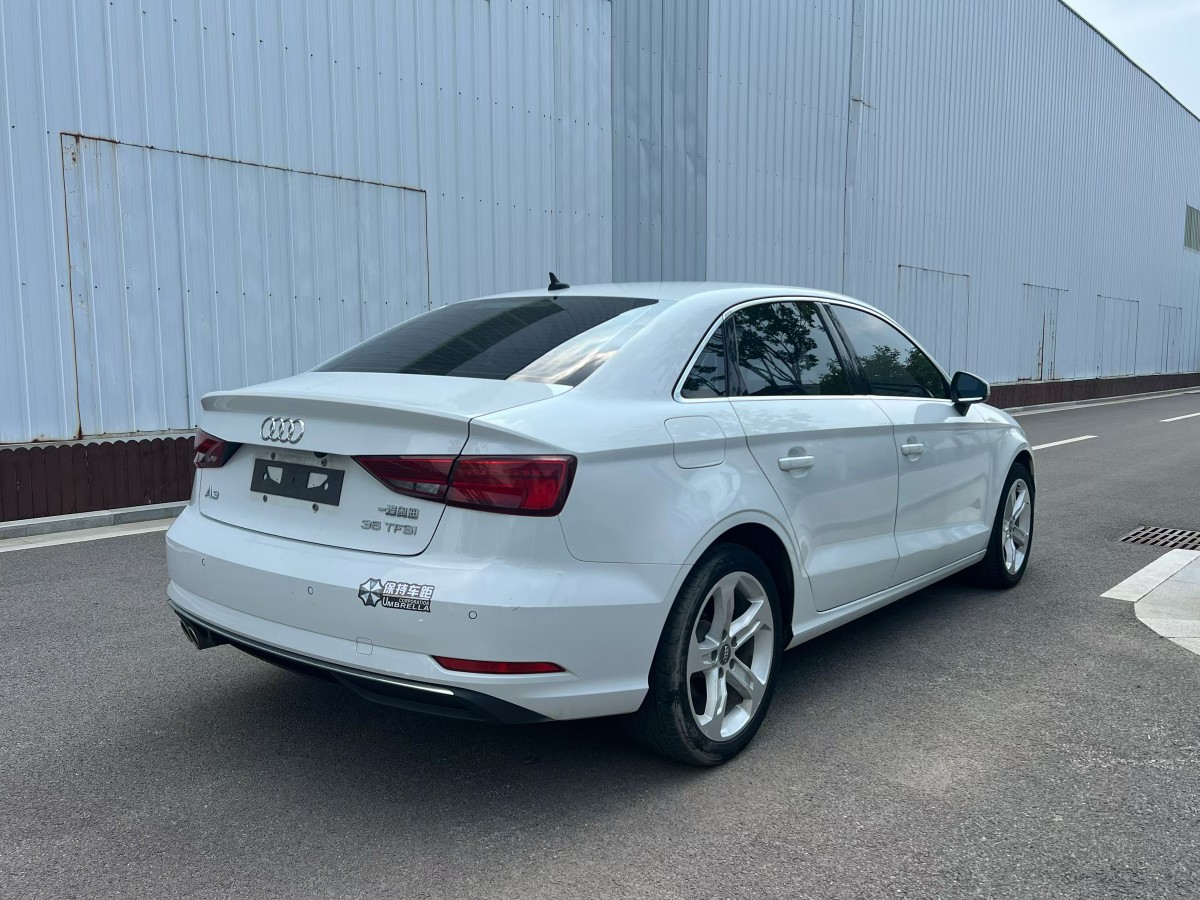 Audi A3 2019 car image #4