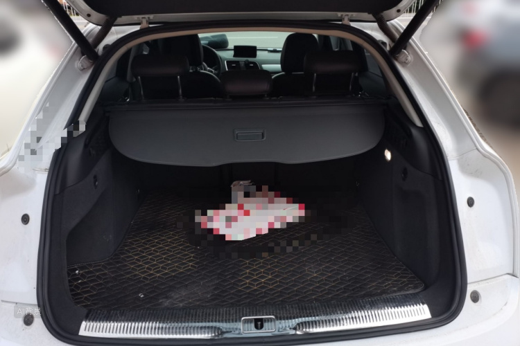 Audi Q3 2018 #21 Audi Q3 2018 car image #21