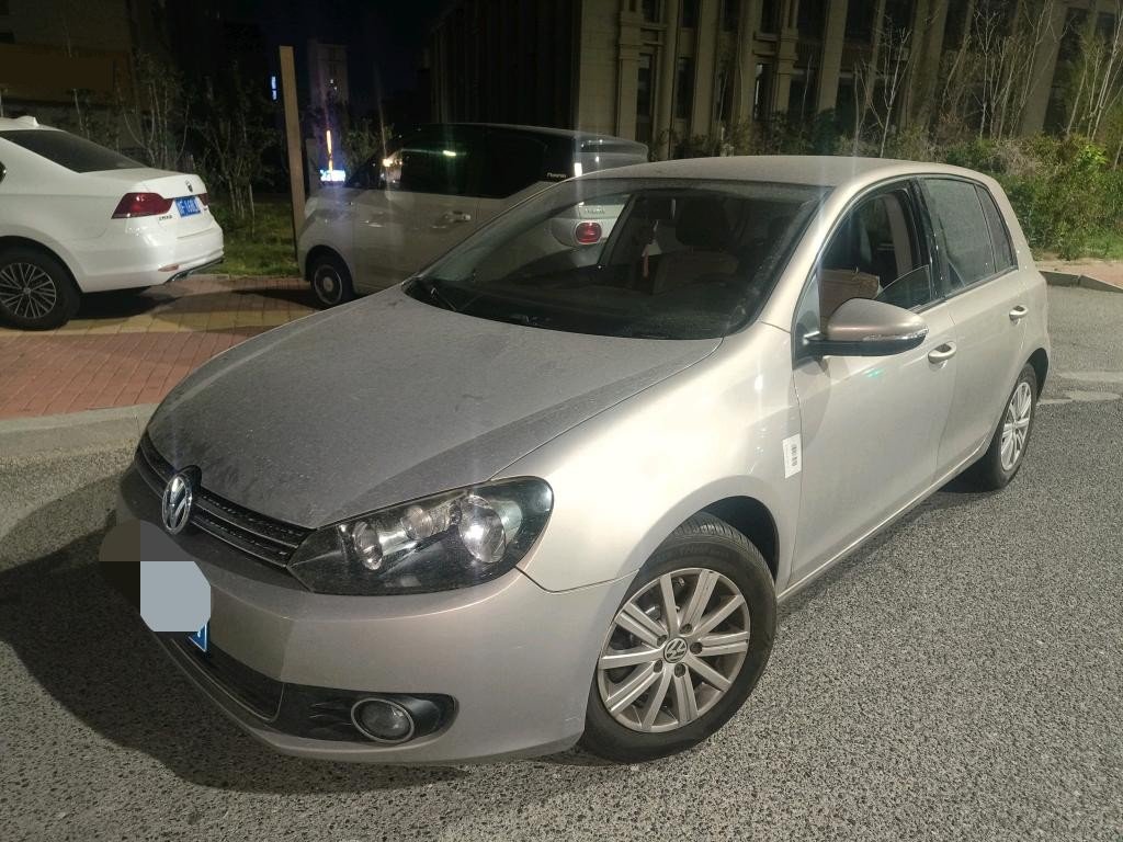 Volkswagen Golf 2013 car image 