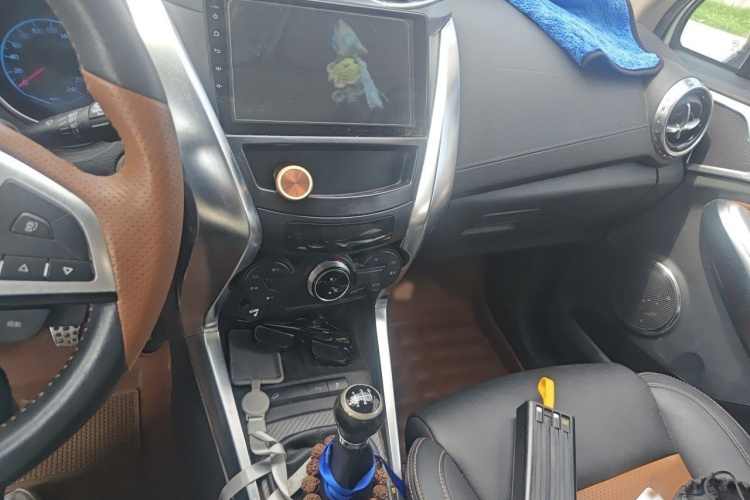 BYD Yuan 2017 #14 BYD Yuan 2017 car image #14