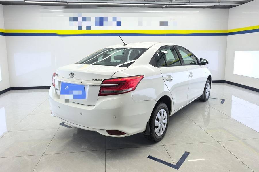 Toyota Vios 2017 #2 Toyota Vios 2017 car image #2