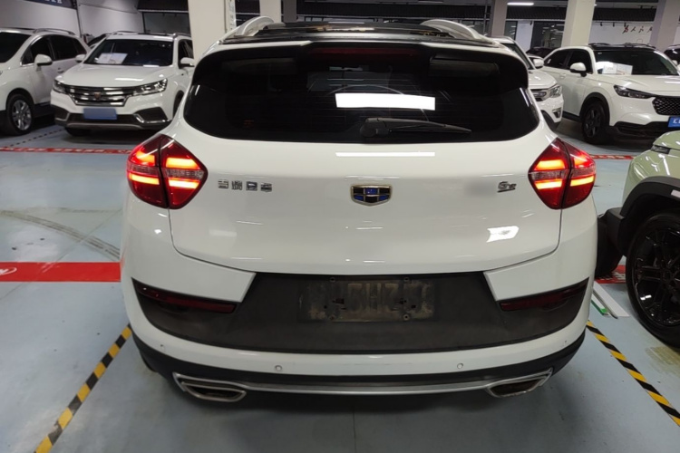 GEELY Emgrand GS 2018 car image #6