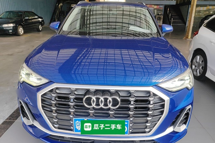 Audi Q3 2019 #3 Audi Q3 2019 car image #3