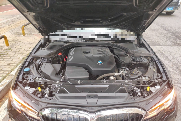BMW 3 Series 2022 car image #22
