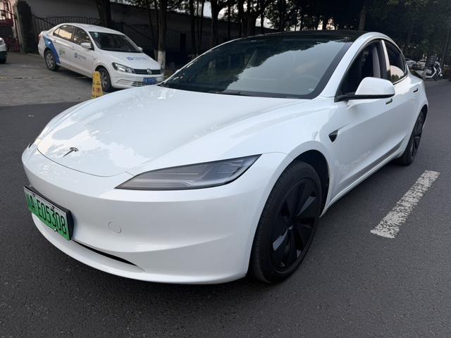 Tesla Model 3 2025 #15 Tesla Model 3 2025 car image #15